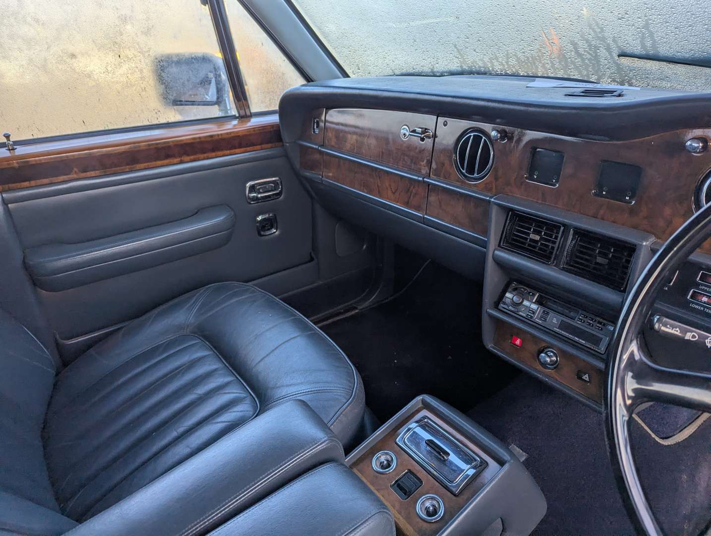 <p>1985 ROLLS ROYCE SILVER SPIRIT</p>