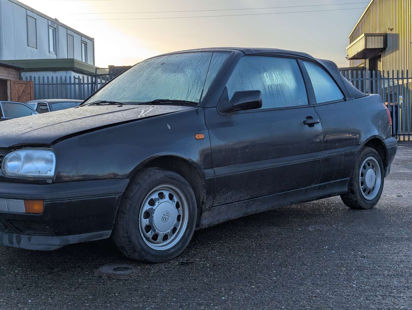 <p>1997 VW GOLF CABRIOLET</p>