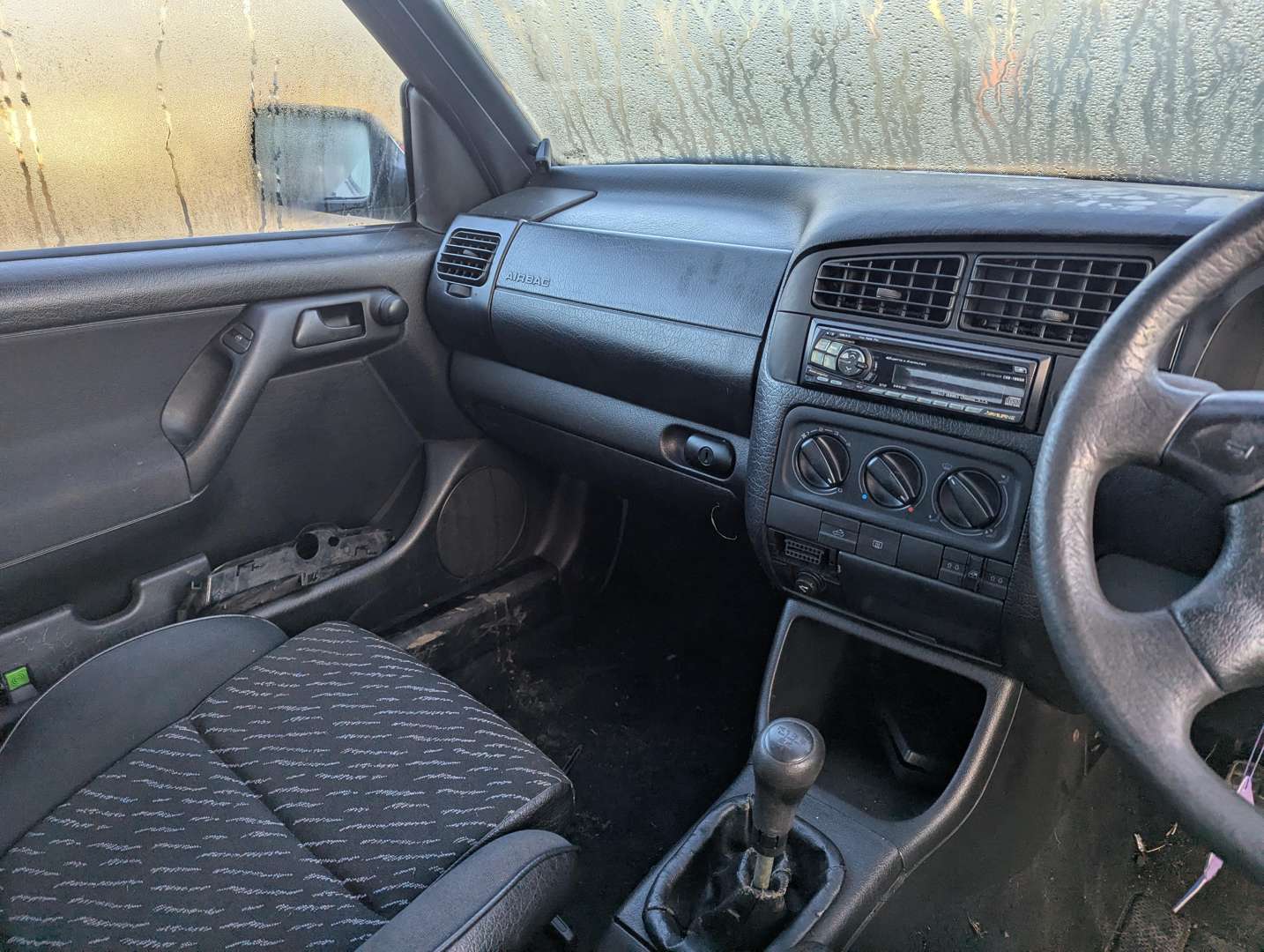 <p>1997 VW GOLF CABRIOLET</p>