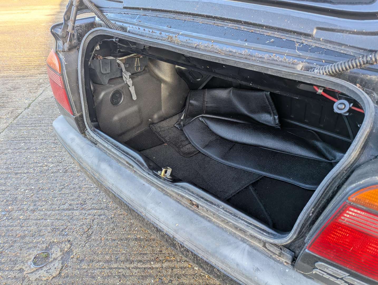 <p>1997 VW GOLF CABRIOLET</p>