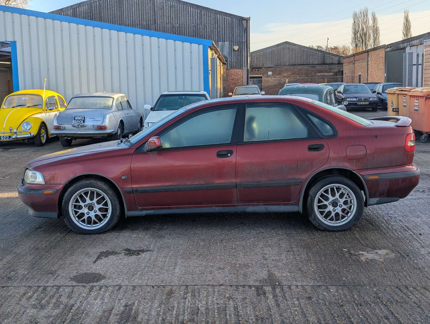 <p>1999 VOLVO S40 T4 SE AUTO</p>