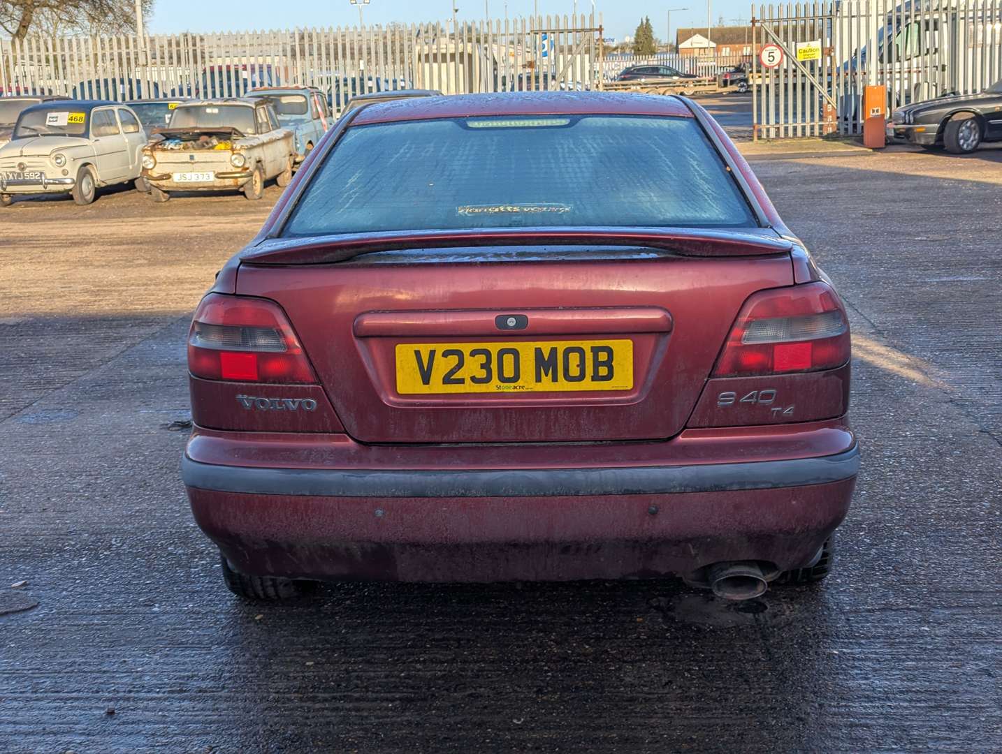<p>1999 VOLVO S40 T4 SE AUTO</p>