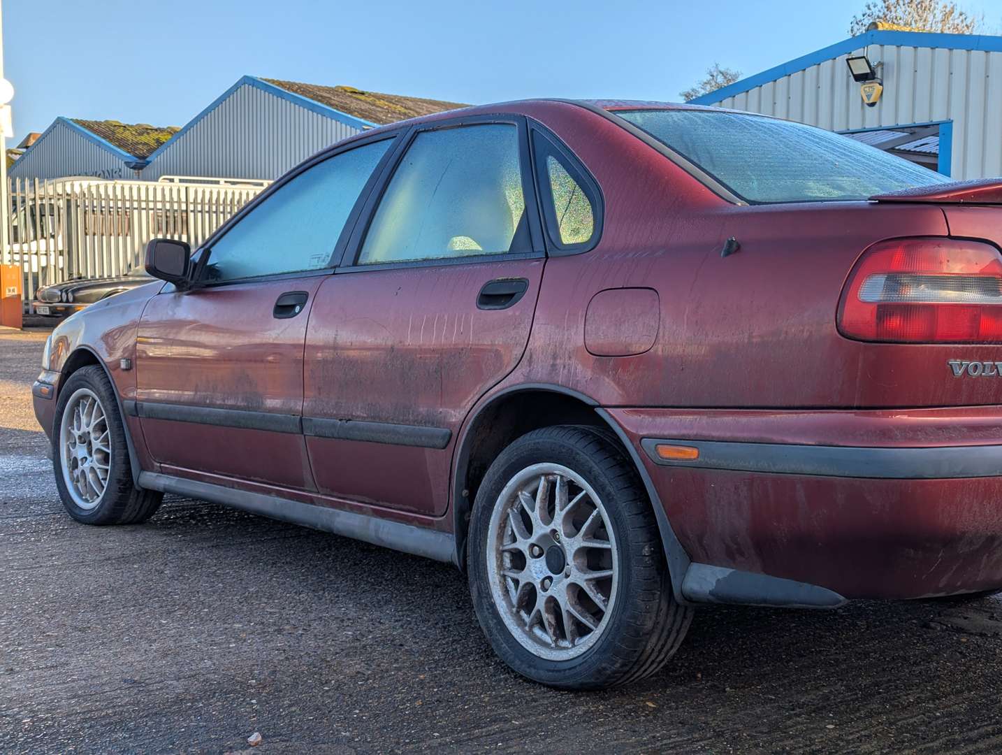 <p>1999 VOLVO S40 T4 SE AUTO</p>