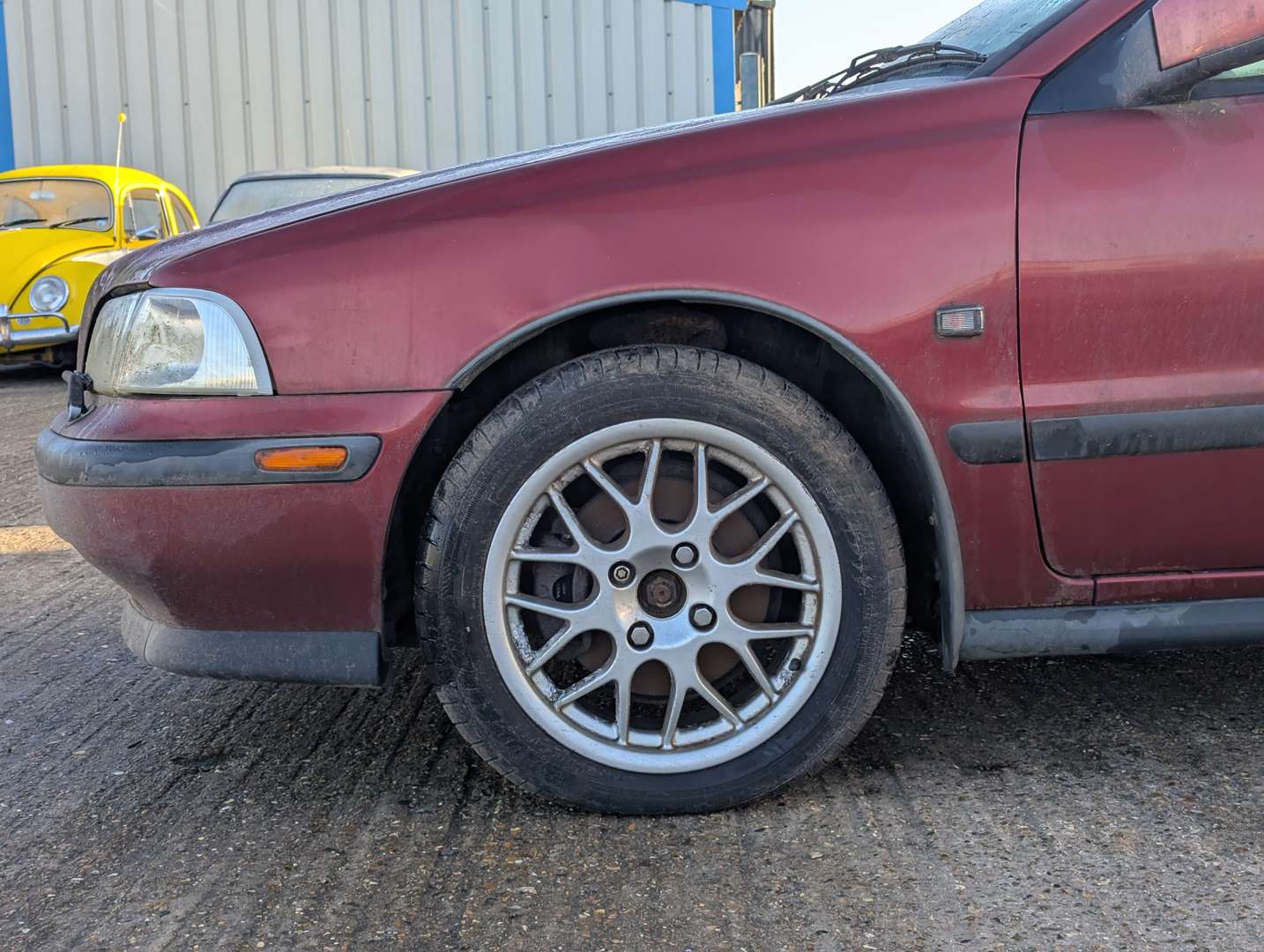 <p>1999 VOLVO S40 T4 SE AUTO</p>