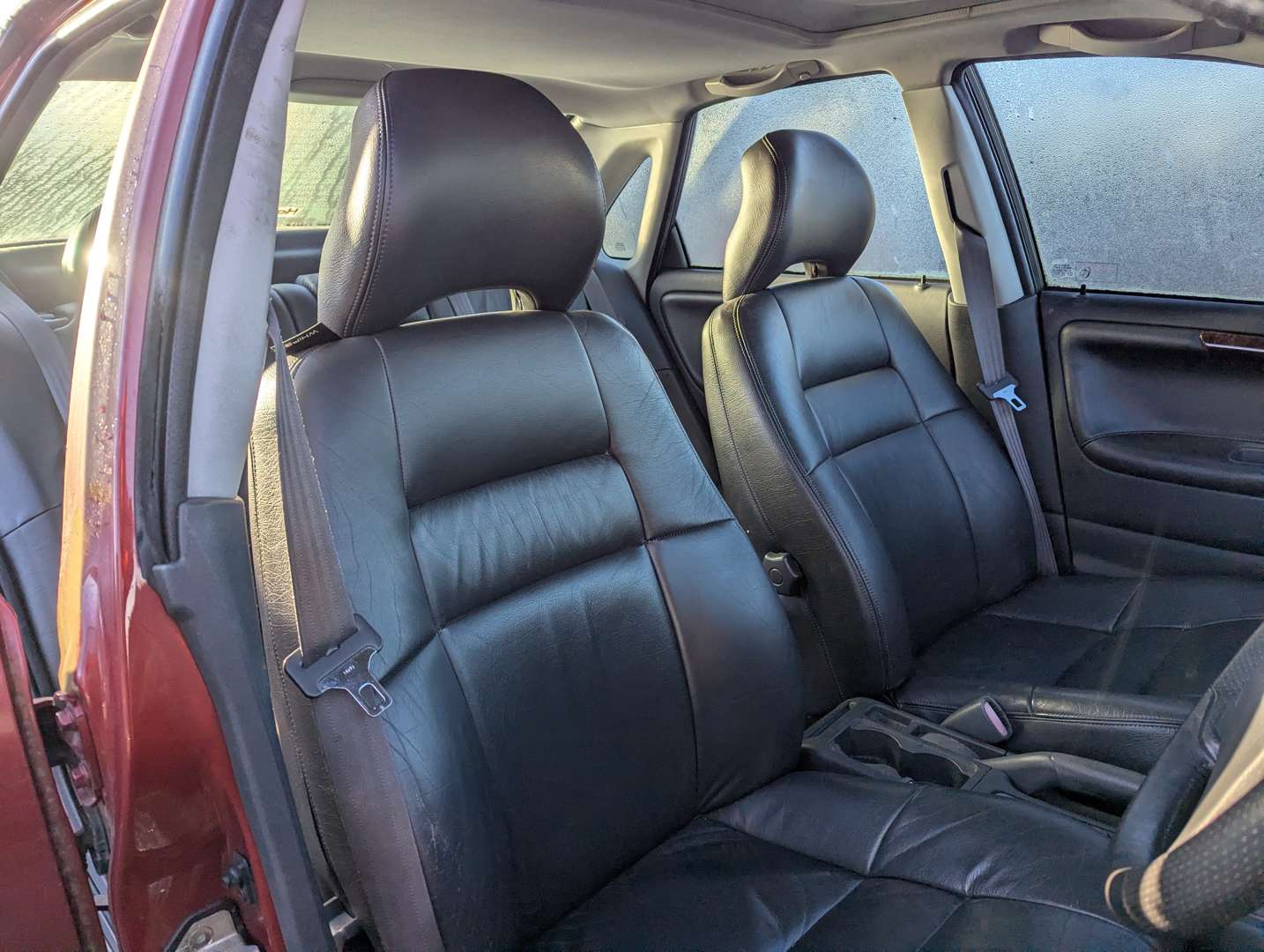 <p>1999 VOLVO S40 T4 SE AUTO</p>