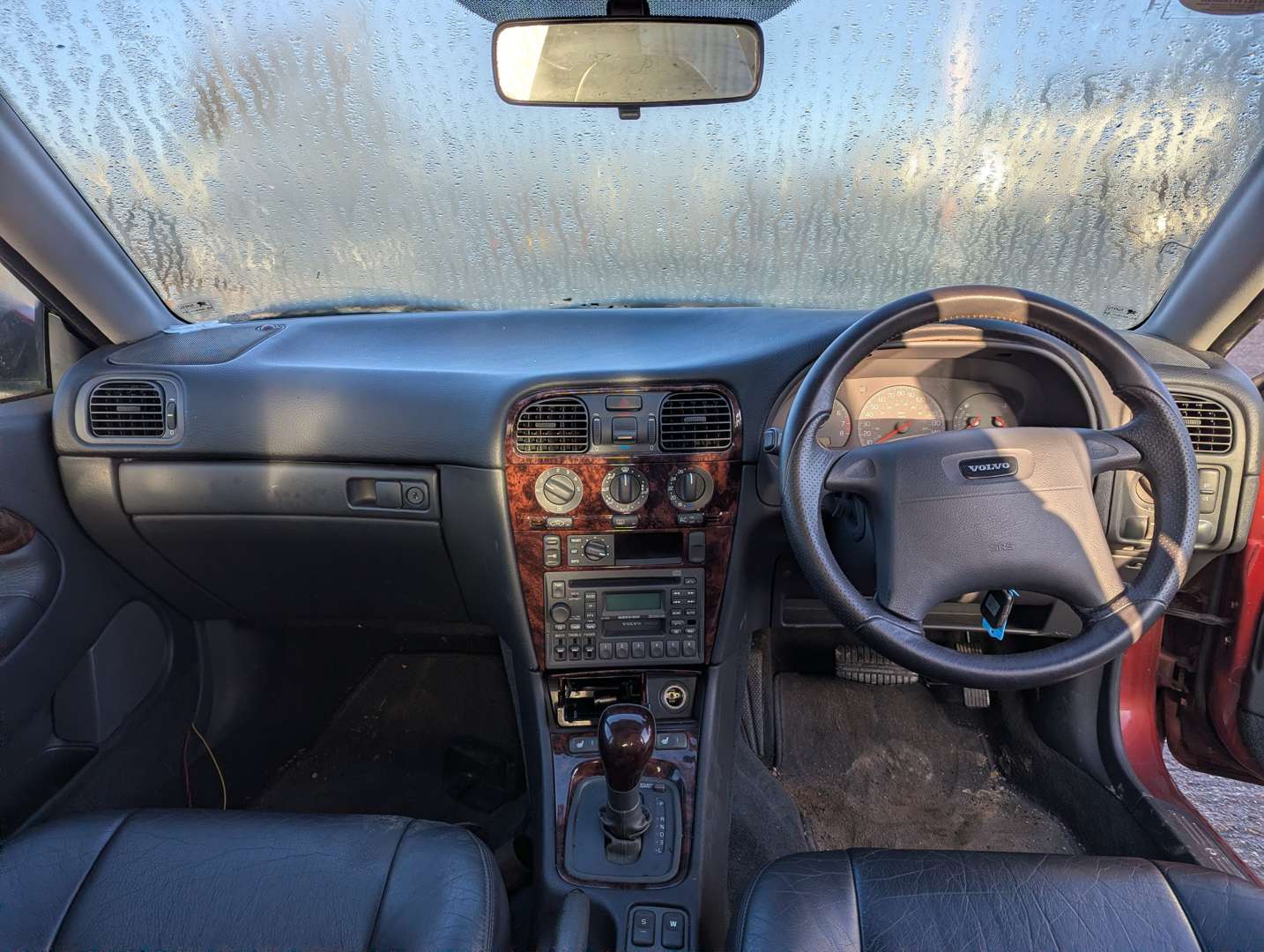 <p>1999 VOLVO S40 T4 SE AUTO</p>