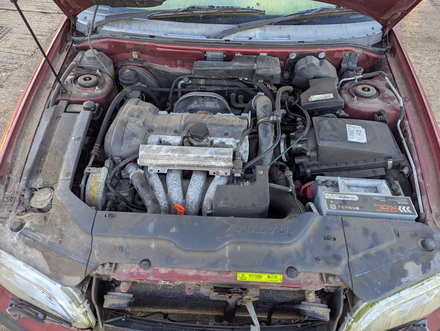 <p>1999 VOLVO S40 T4 SE AUTO</p>