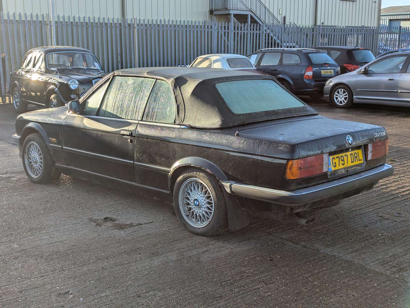 <p>1990 BMW E30 320I CONVERTIBLE</p>