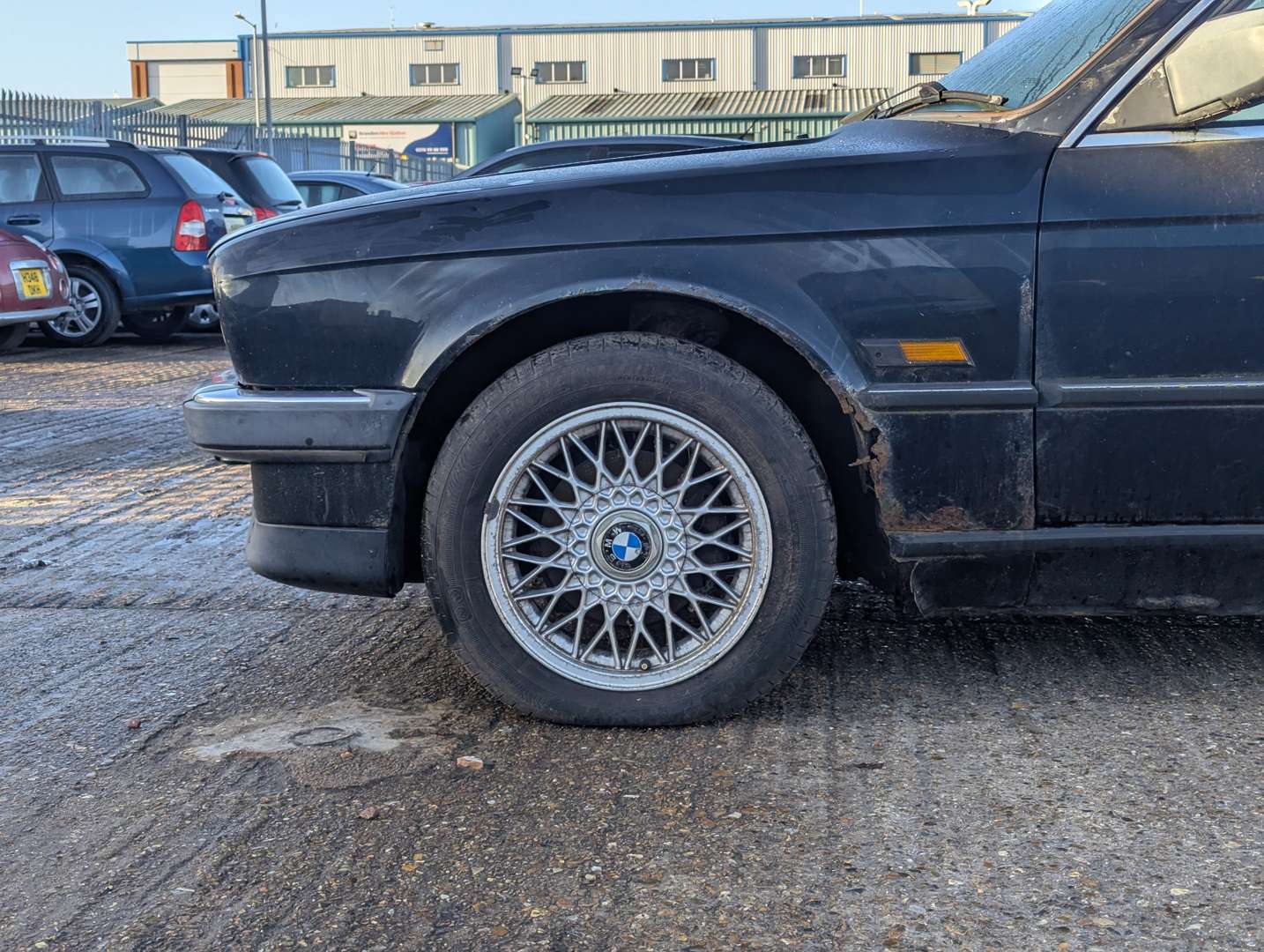 <p>1990 BMW E30 320I CONVERTIBLE</p>