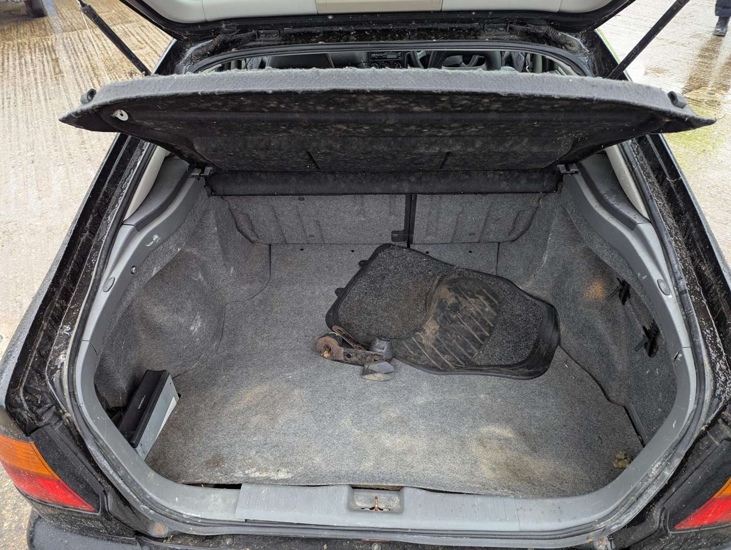 <p>1998 NISSAN PRIMERA GT</p>