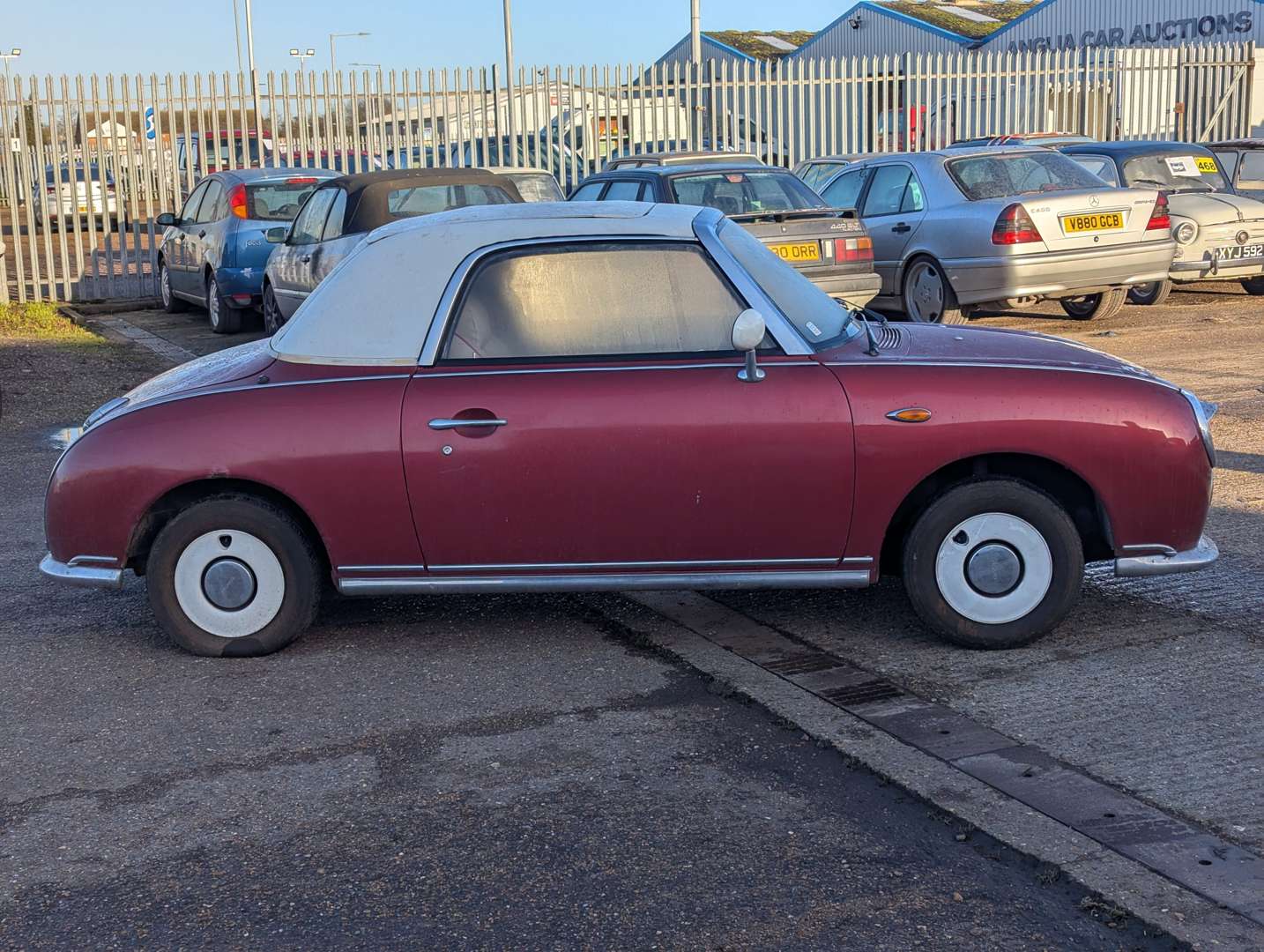 <p>1991 NISSAN FIGARO 1.0 AUTO</p>