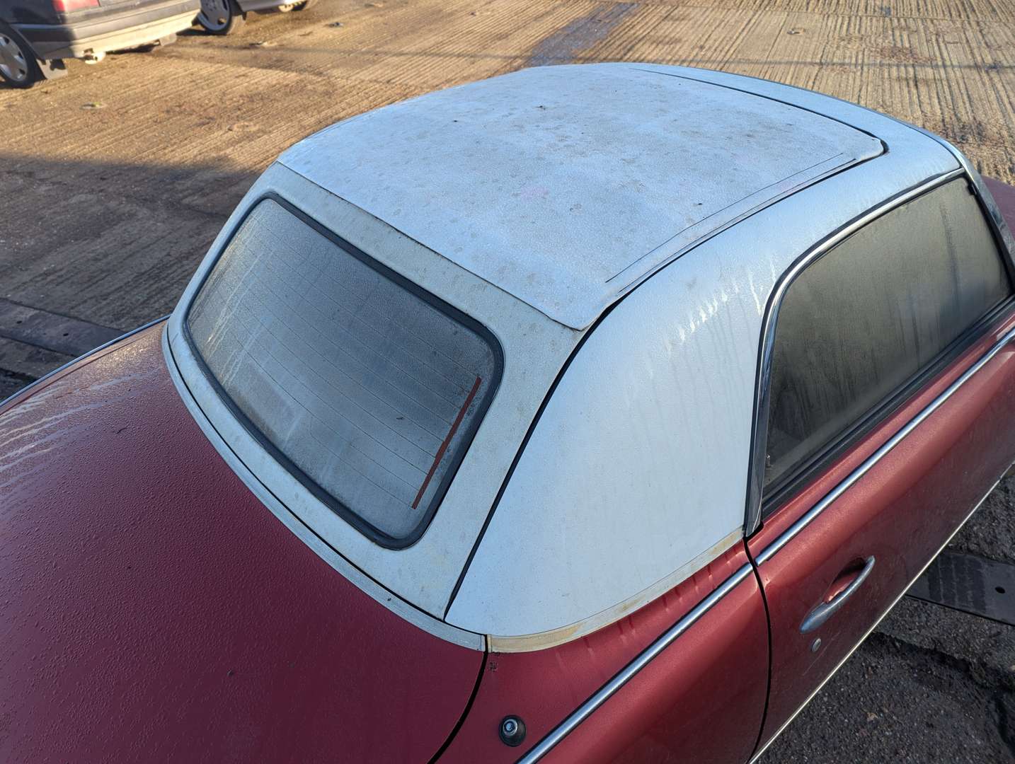 <p>1991 NISSAN FIGARO 1.0 AUTO</p>