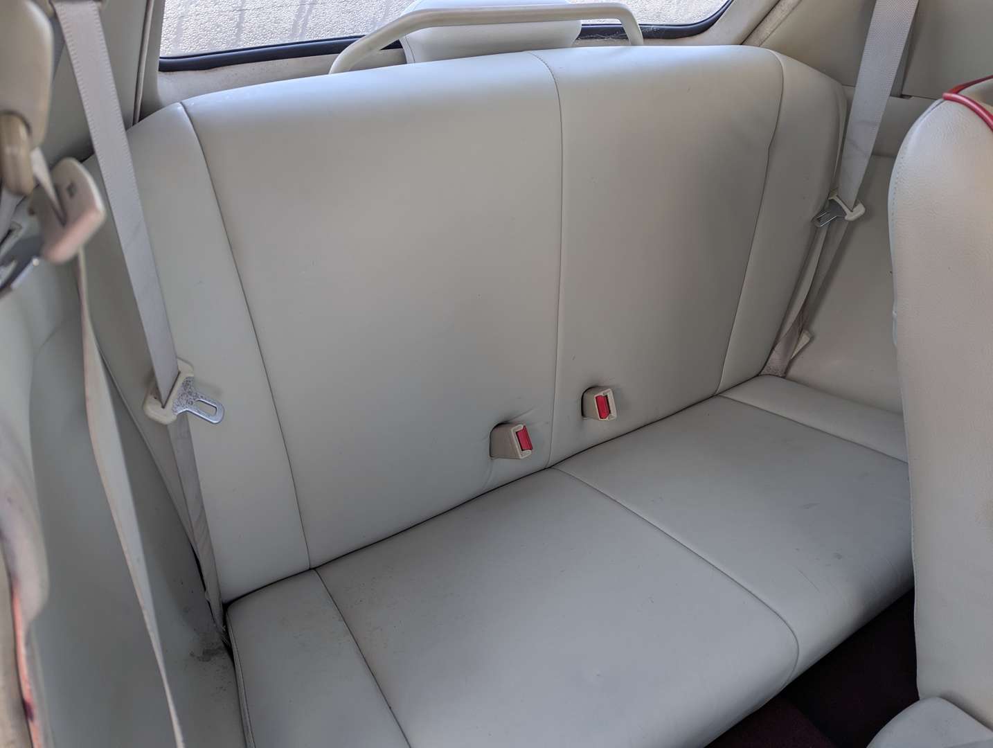 <p>1991 NISSAN FIGARO 1.0 AUTO</p>