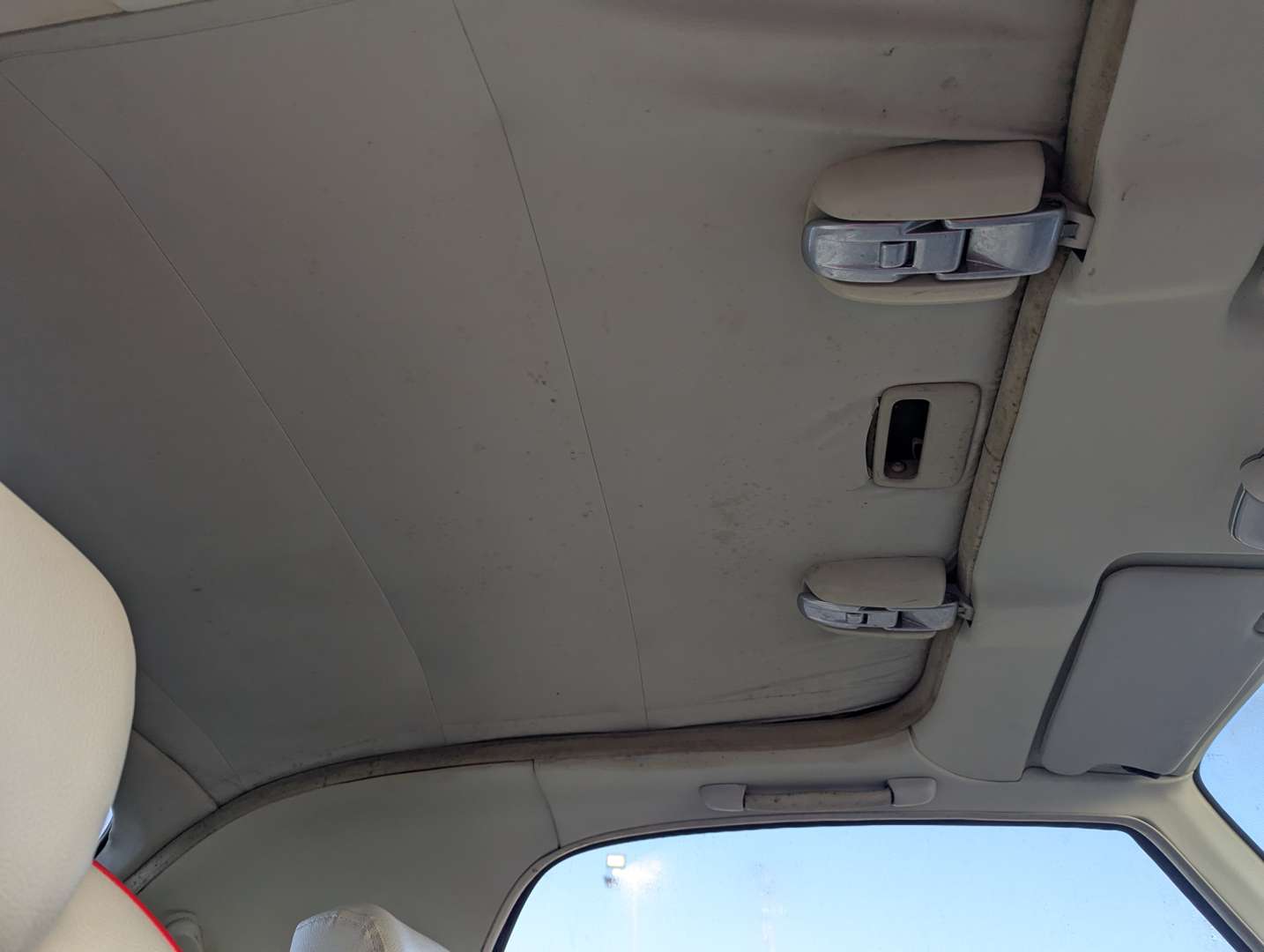 <p>1991 NISSAN FIGARO 1.0 AUTO</p>