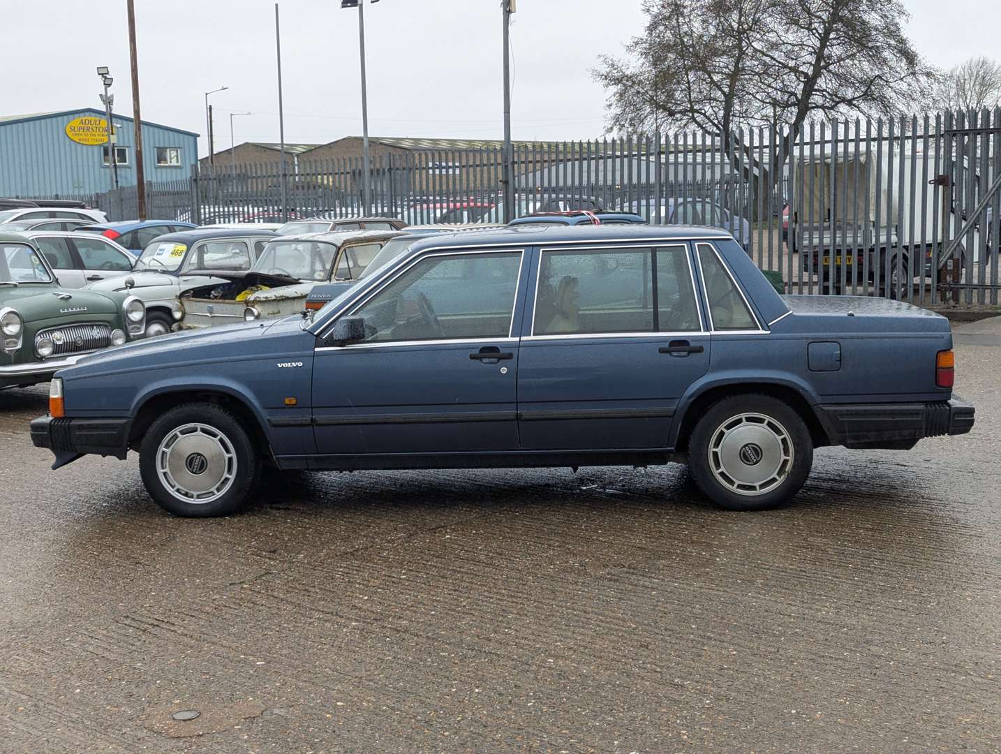 <p>1989 VOLVO 740 GLE AUTO</p>