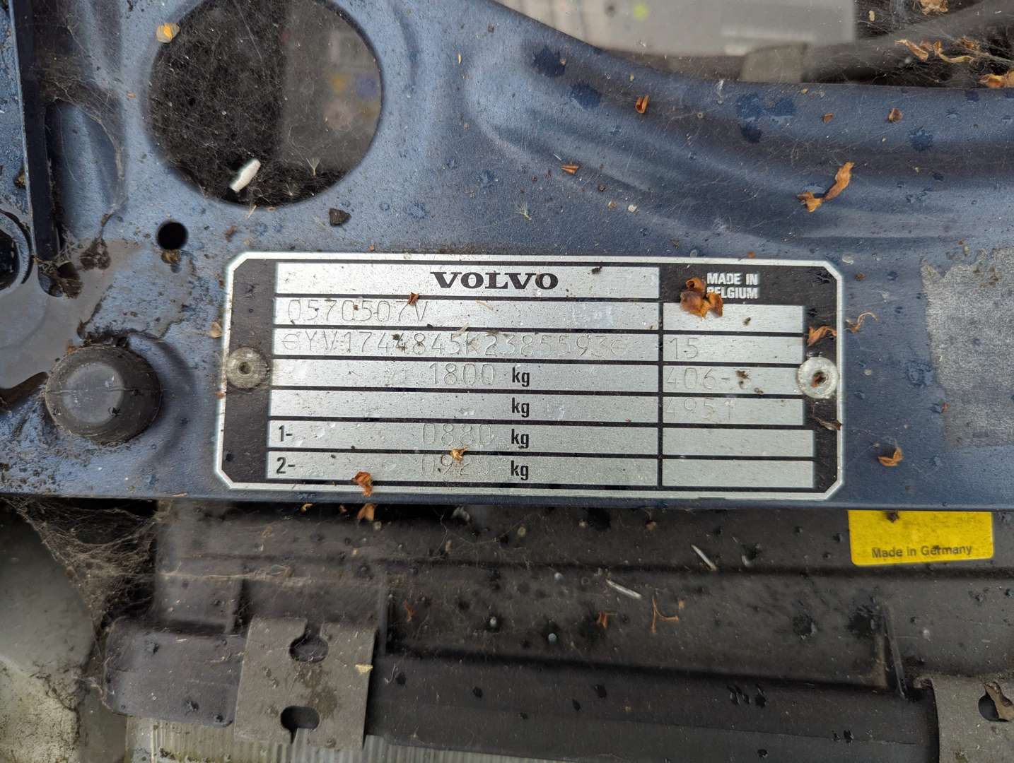 <p>1989 VOLVO 740 GLE AUTO</p>