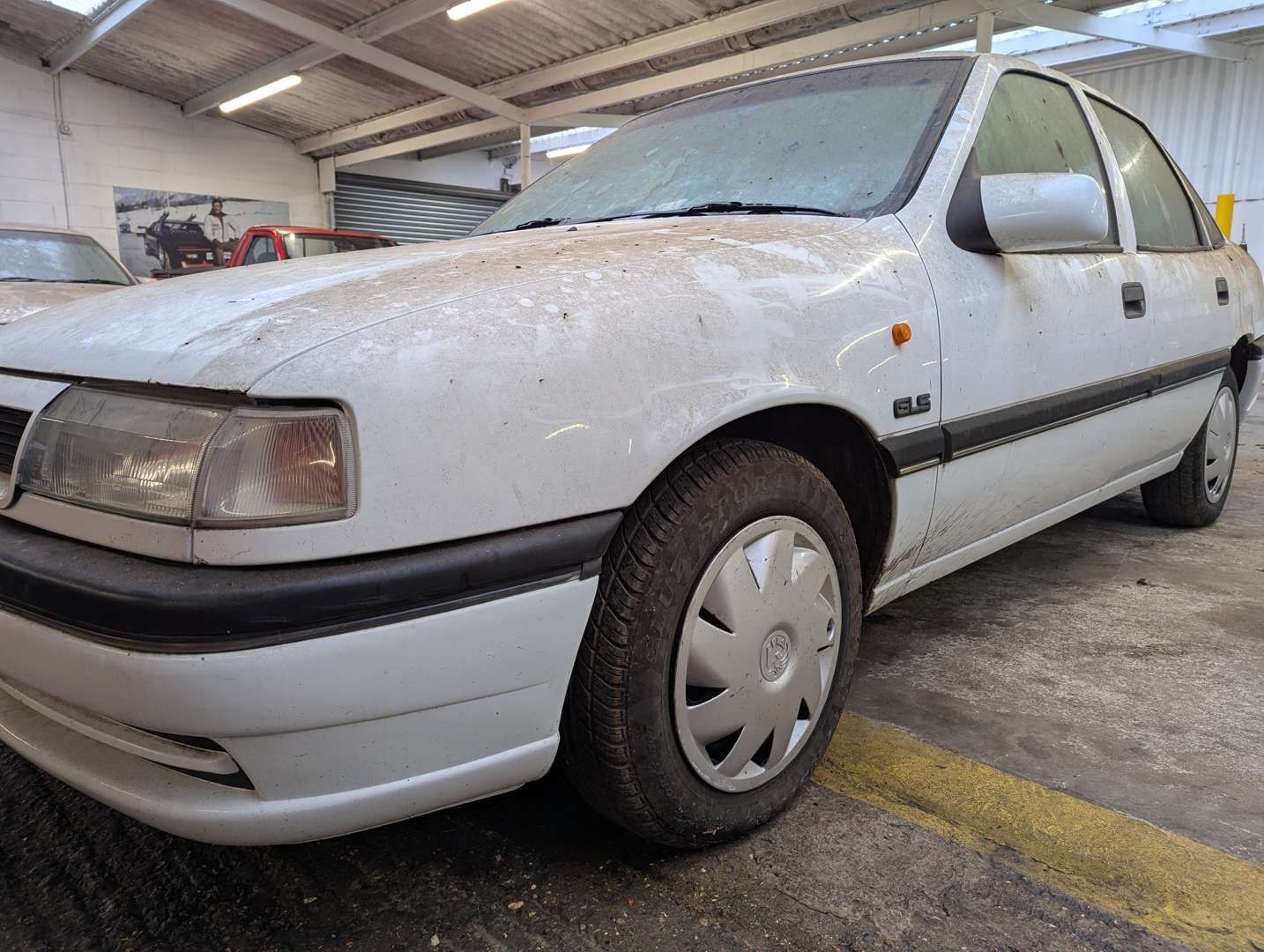 <p>1993 VAUXHALL CAVALIER GLS AUTO</p>