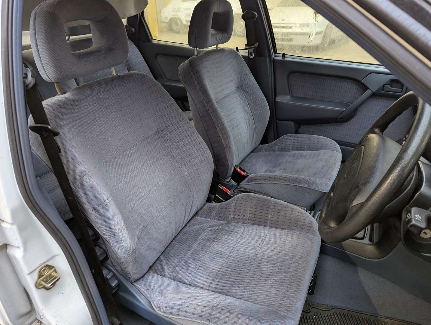 <p>1993 VAUXHALL CAVALIER GLS AUTO</p>