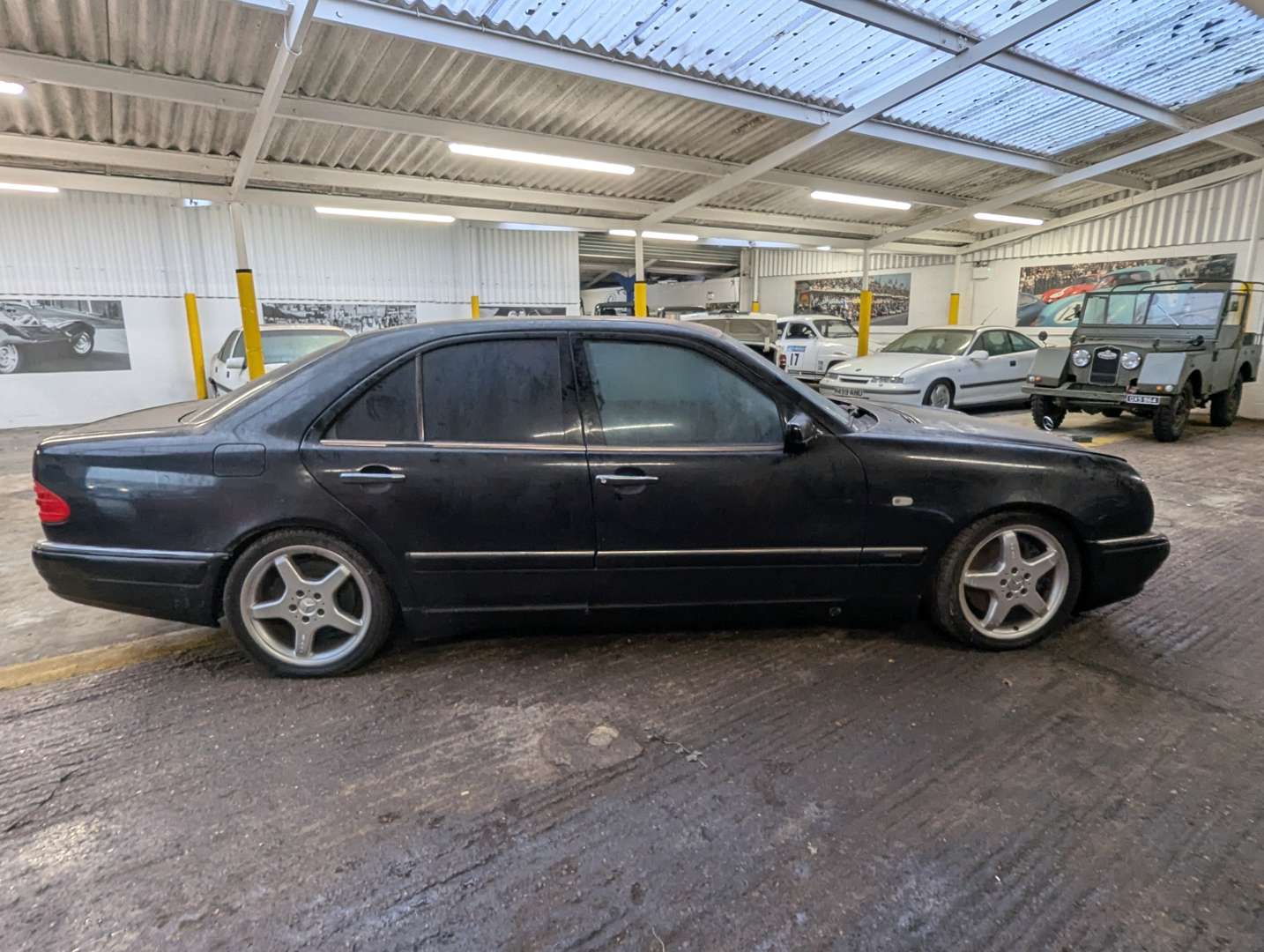 <p>1999 MERCEDES E55 AMG W210 AUTO</p>