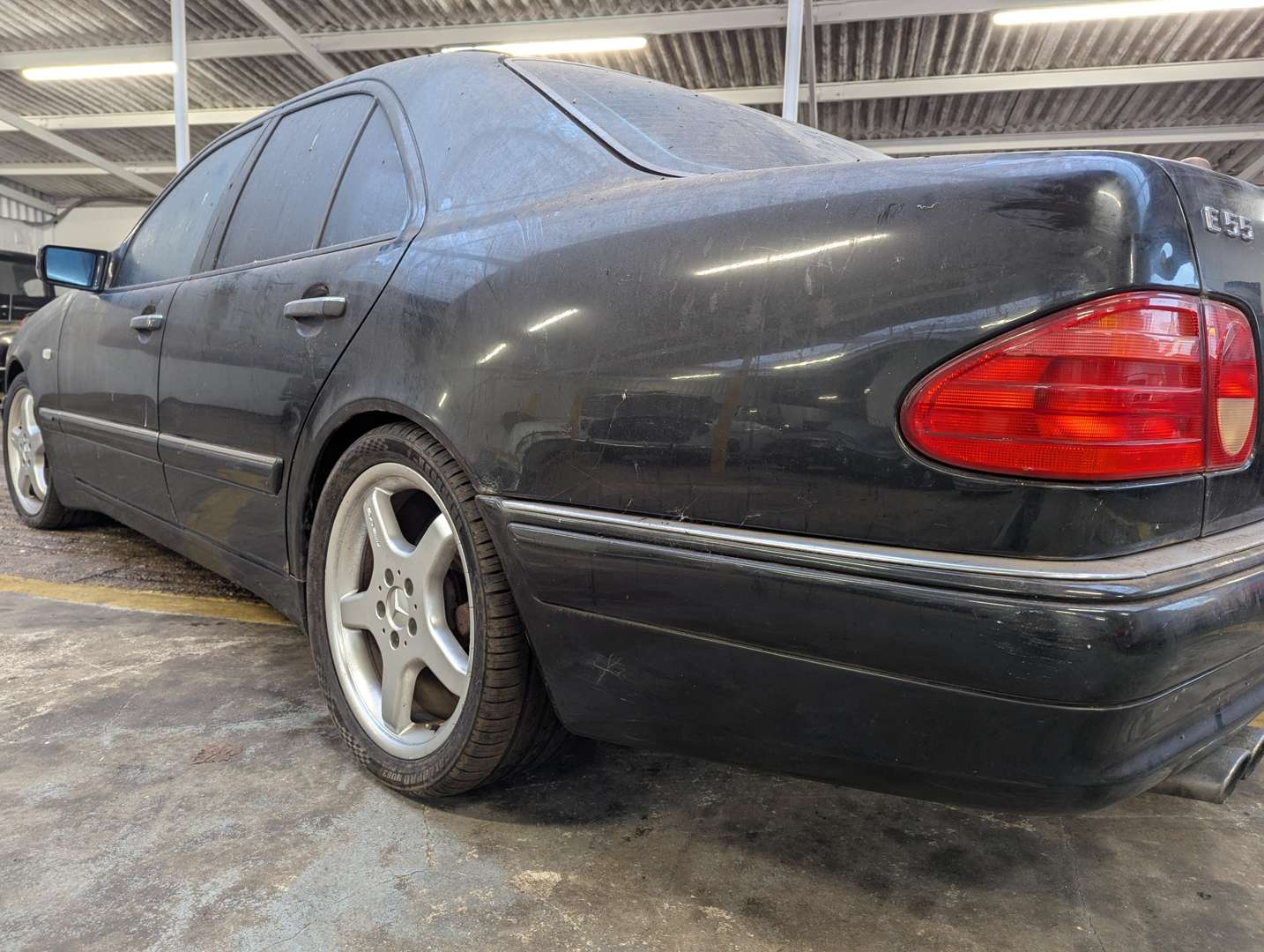 <p>1999 MERCEDES E55 AMG W210 AUTO</p>