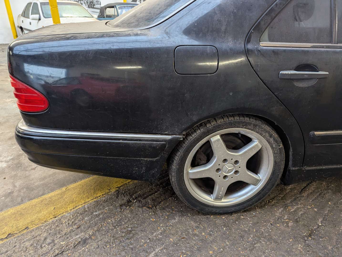 <p>1999 MERCEDES E55 AMG W210 AUTO</p>
