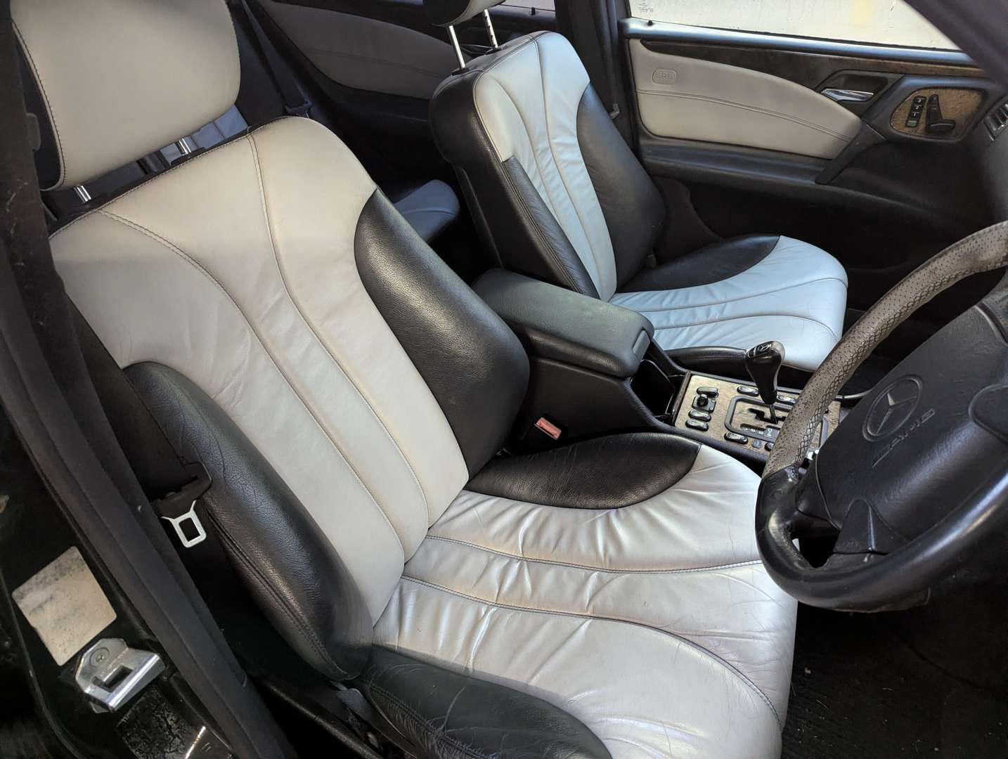 <p>1999 MERCEDES E55 AMG W210 AUTO</p>