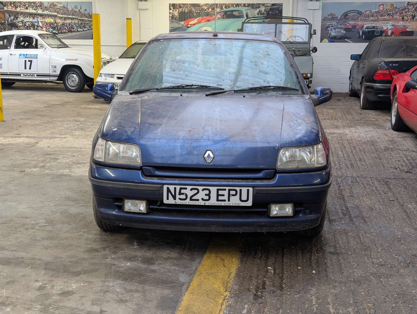 <p>1996 RENAULT CLIO RSI</p>