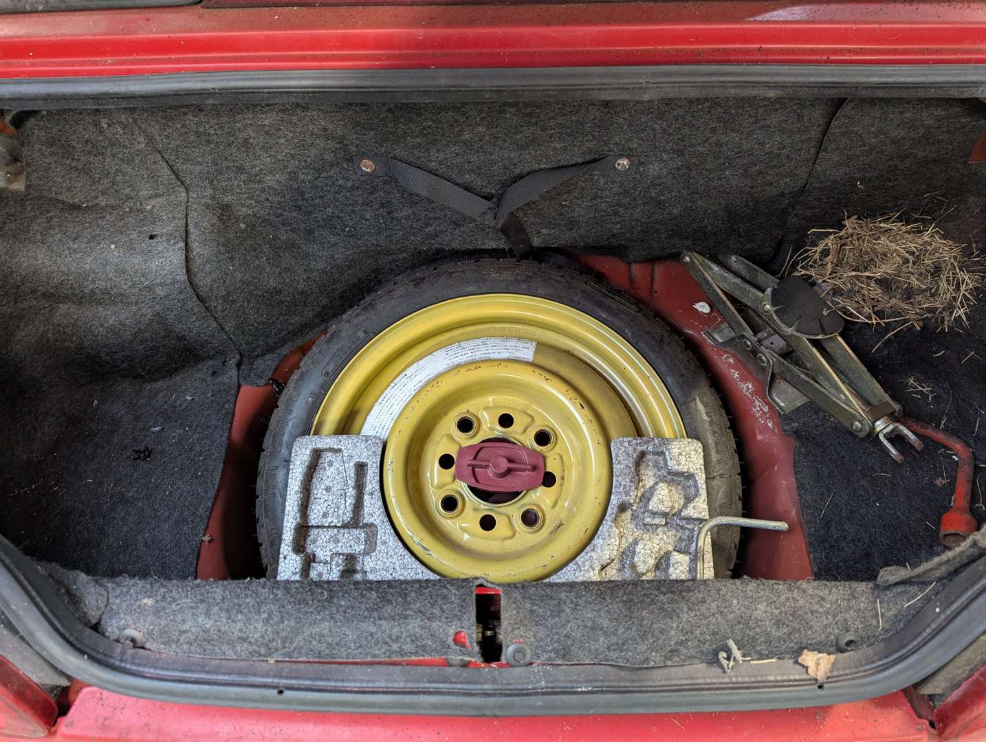 <p>1992 SUZUKI CAPPUCCINO</p>