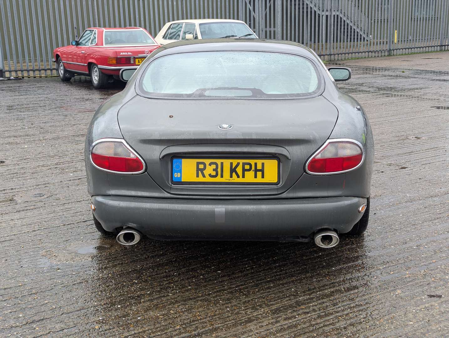 <p>1998 JAGUAR XK8 COUPE AUTO</p>
