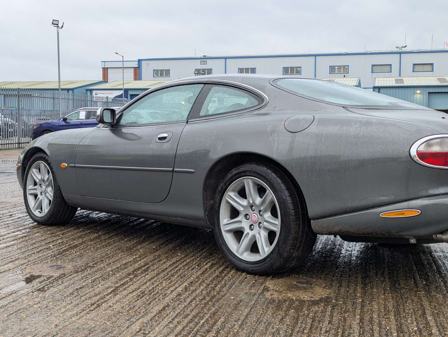 <p>1998 JAGUAR XK8 COUPE AUTO</p>