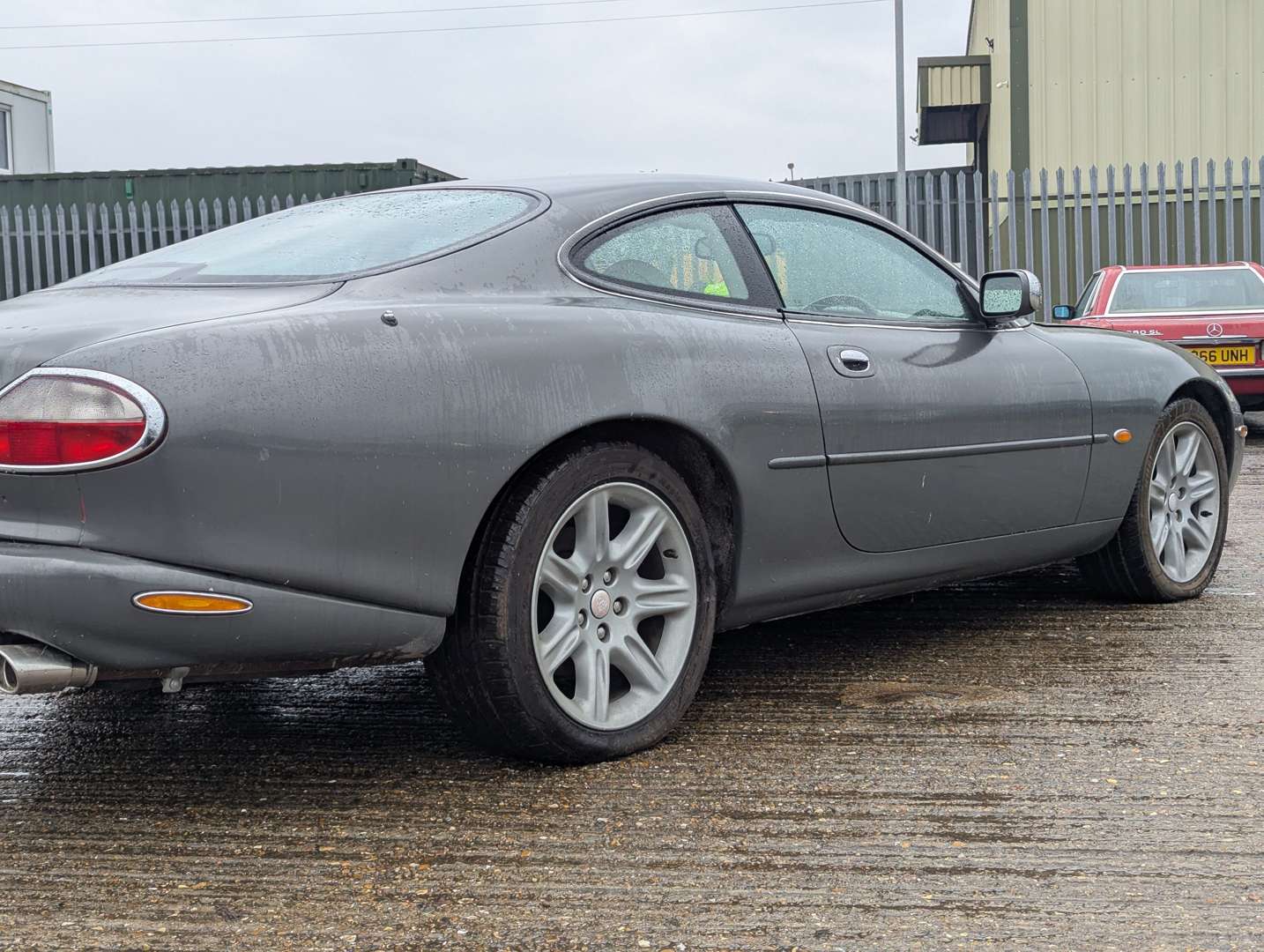 <p>1998 JAGUAR XK8 COUPE AUTO</p>