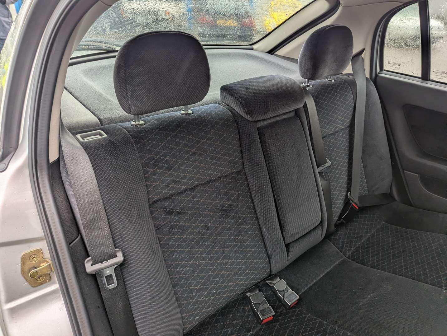 <p>2001 VAUXHALL ASTRA CLUB 16V</p>