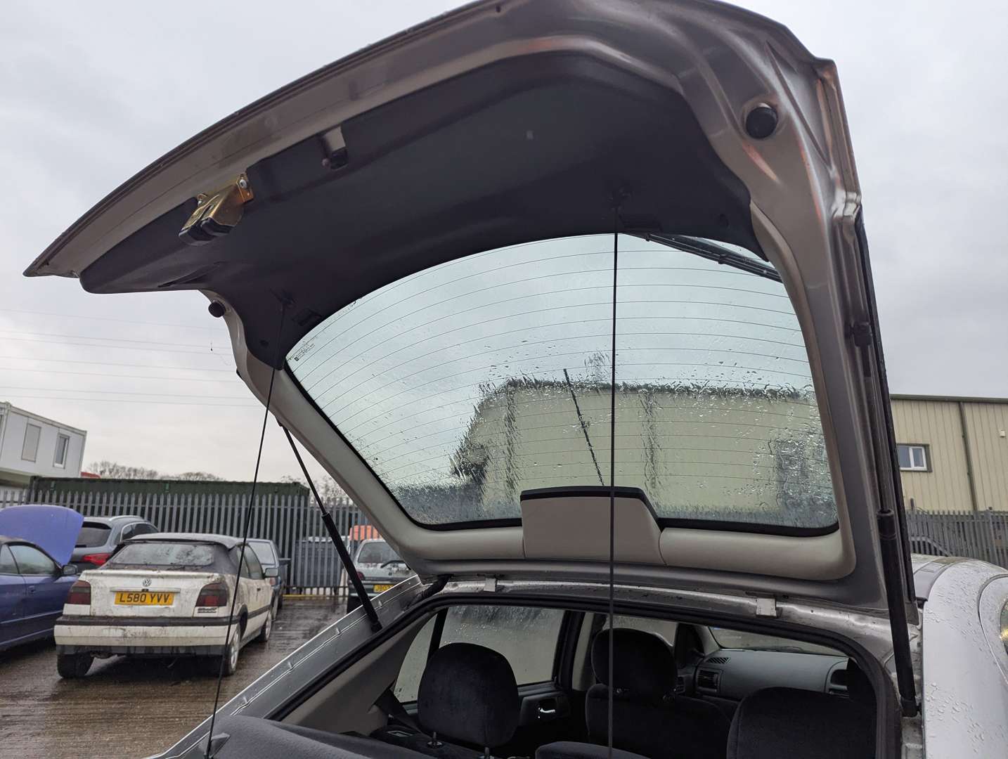 <p>2001 VAUXHALL ASTRA CLUB 16V</p>