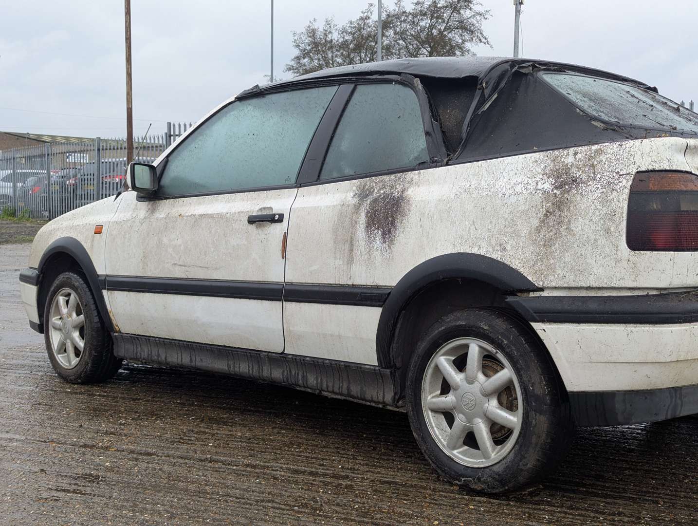 <p>1994 VW GOLF AVANTGARDE CABRIO</p>