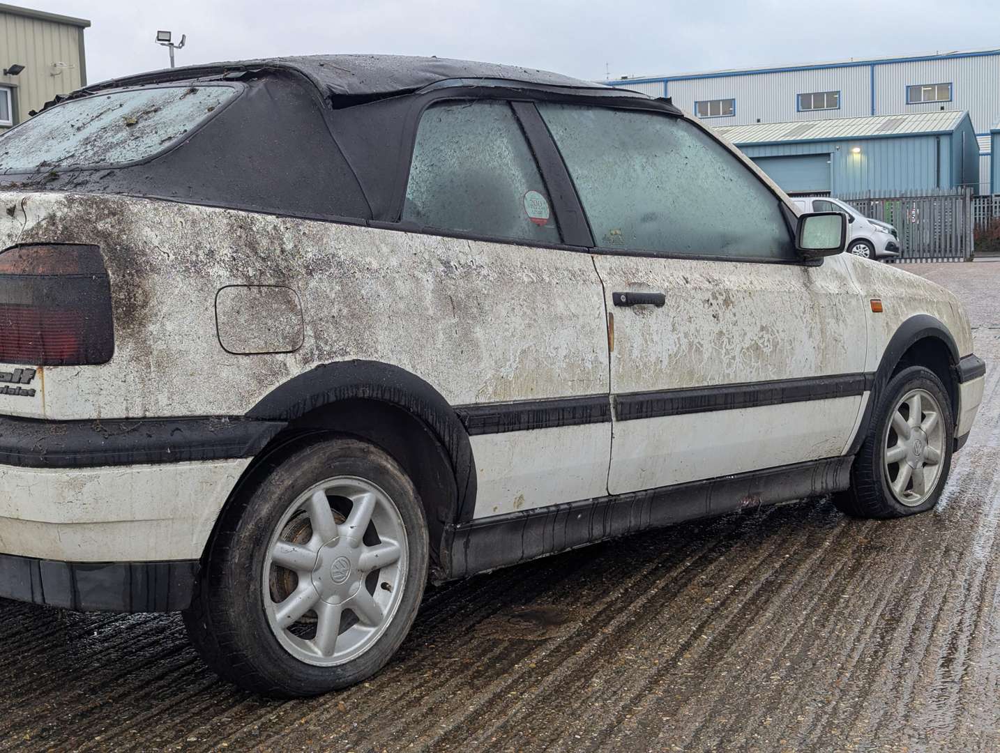 <p>1994 VW GOLF AVANTGARDE CABRIO</p>