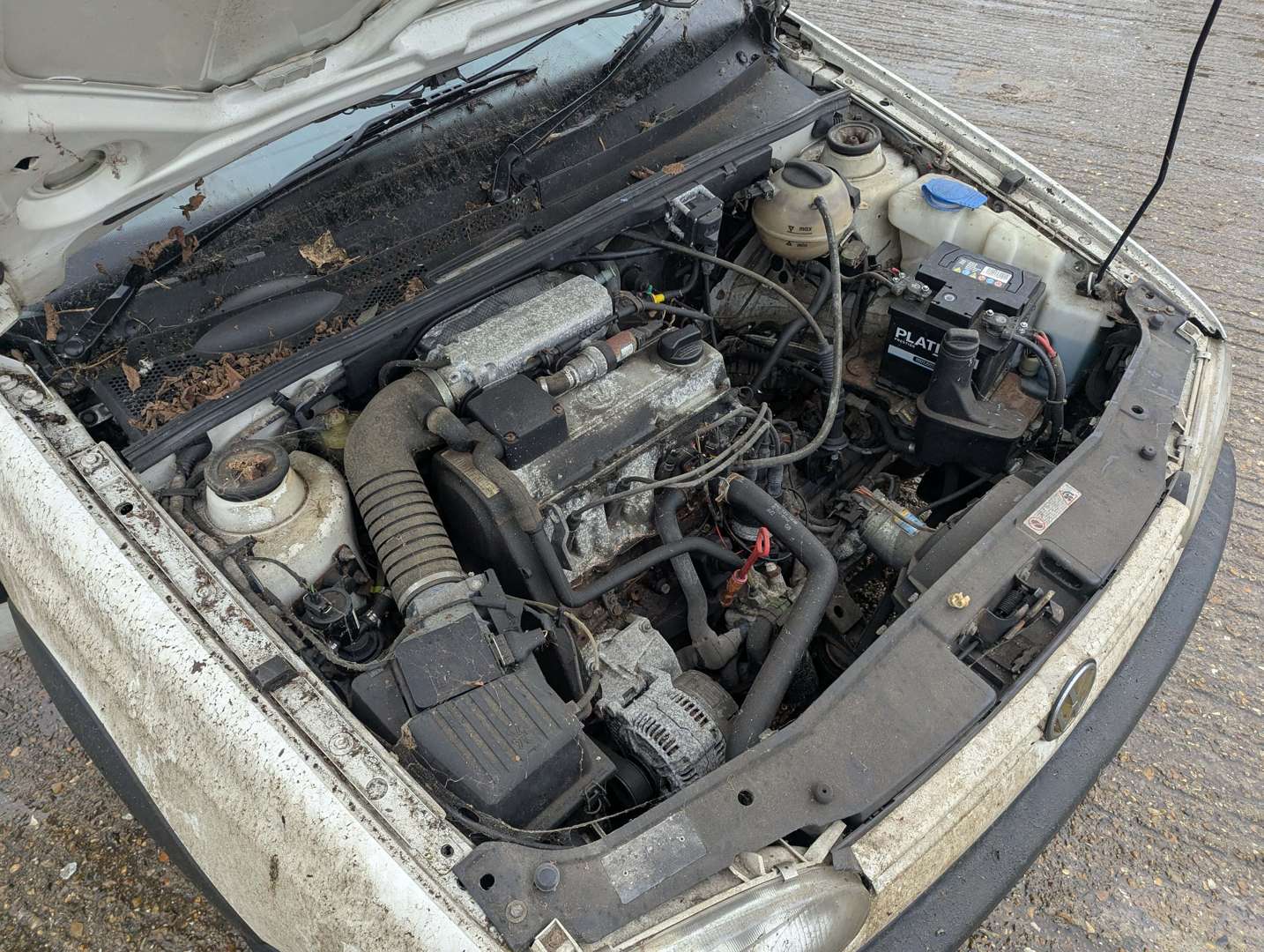 <p>1994 VW GOLF AVANTGARDE CABRIO</p>