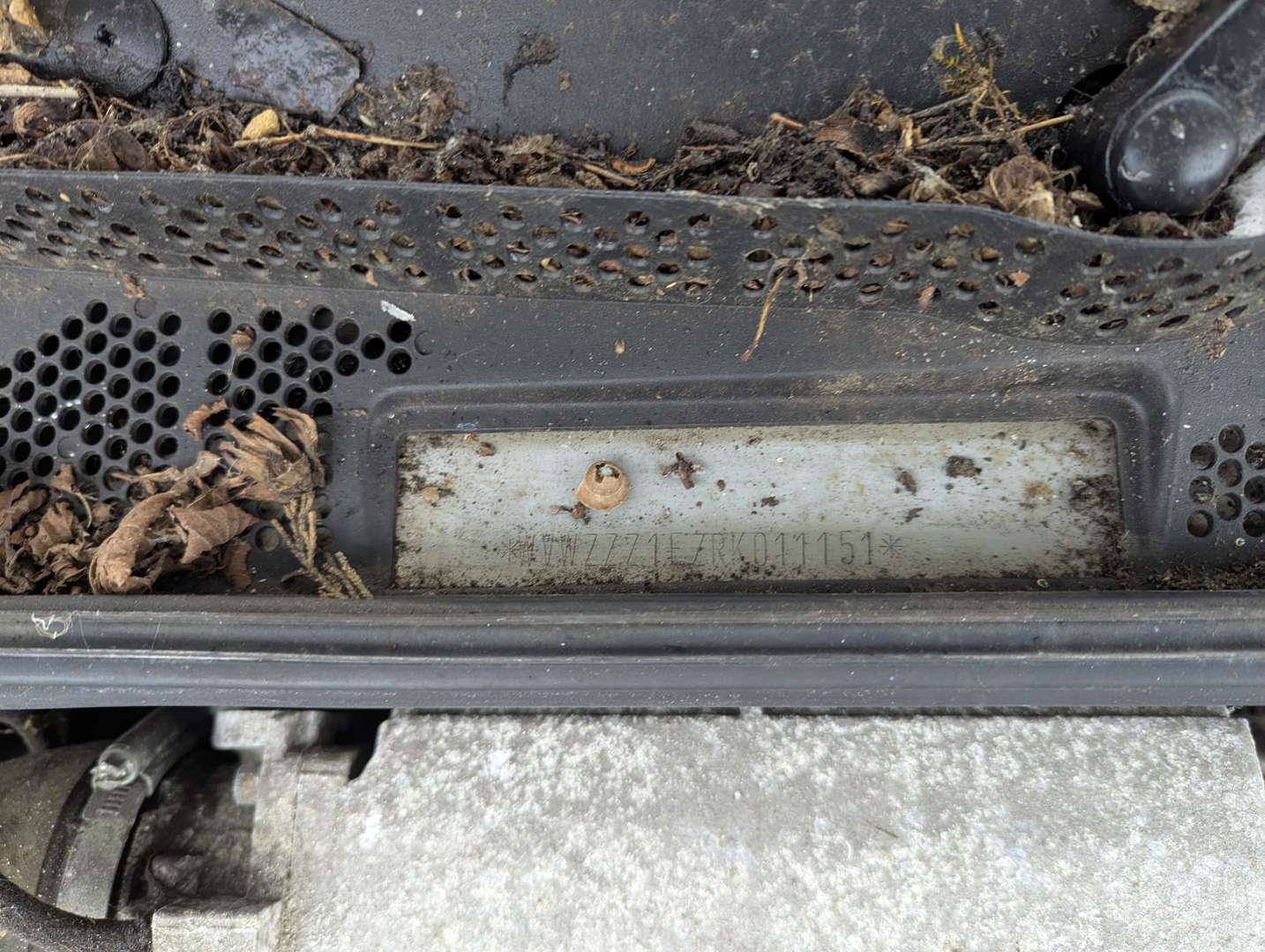 <p>1994 VW GOLF AVANTGARDE CABRIO</p>