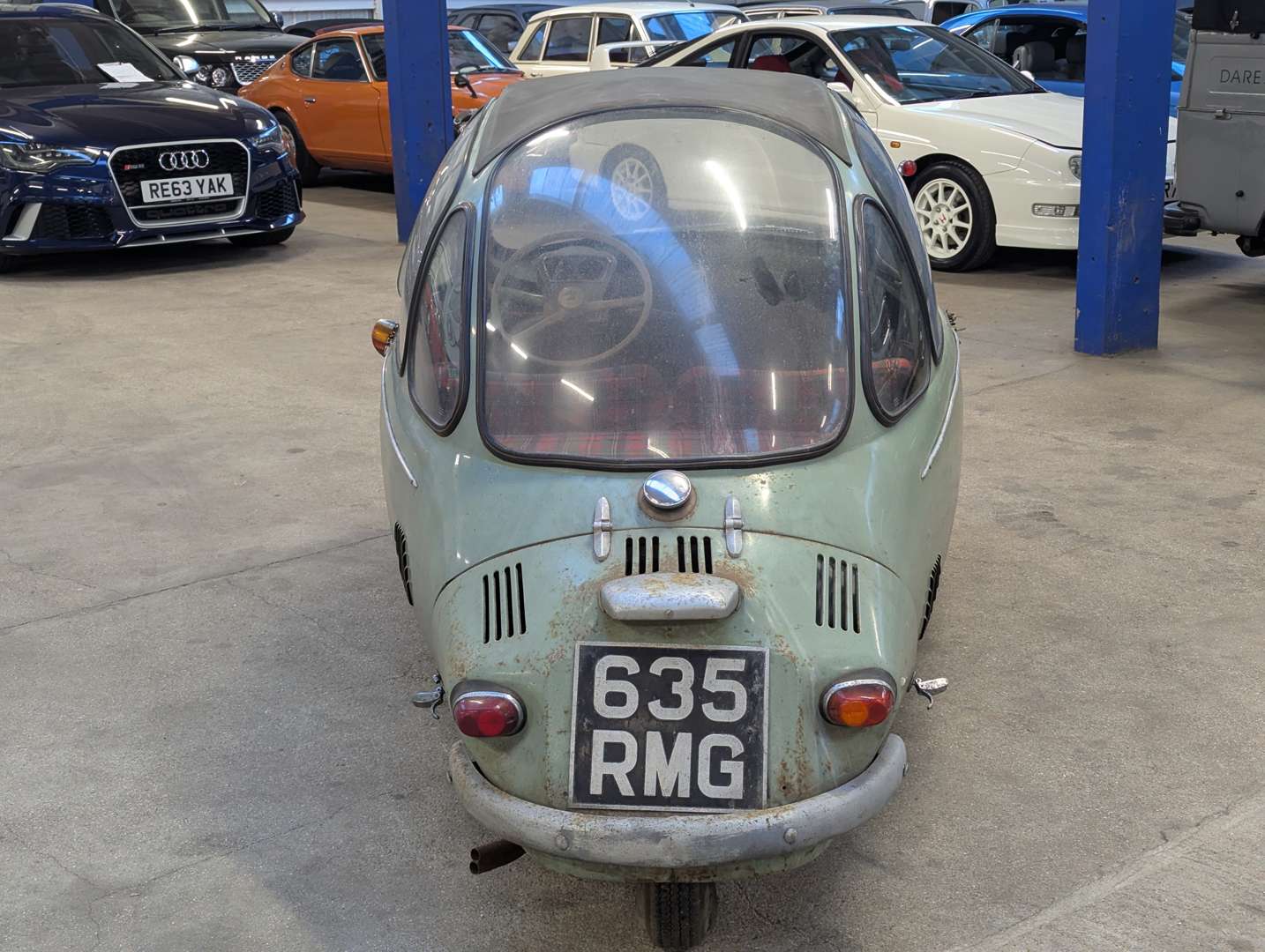 <p>1958 HEINKEL TROJAN</p>