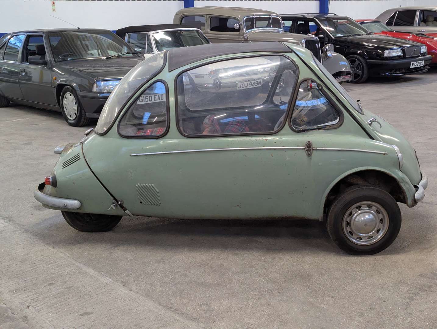 <p>1958 HEINKEL TROJAN</p>
