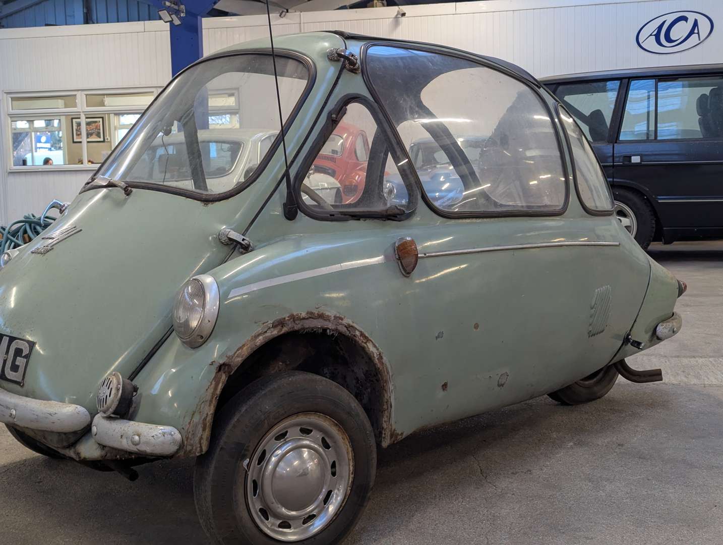 <p>1958 HEINKEL TROJAN</p>