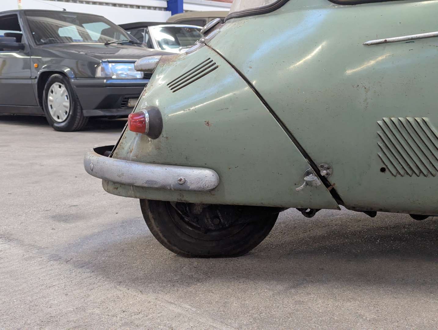 <p>1958 HEINKEL TROJAN</p>