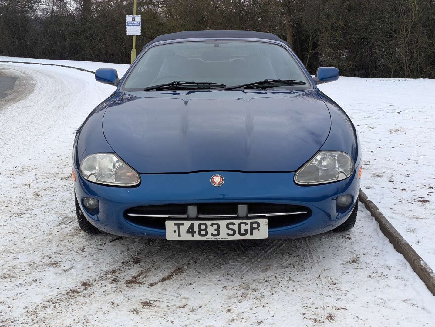 <p>1999 JAGUAR XK8 4.0 CONVERTIBLE AUTO</p>