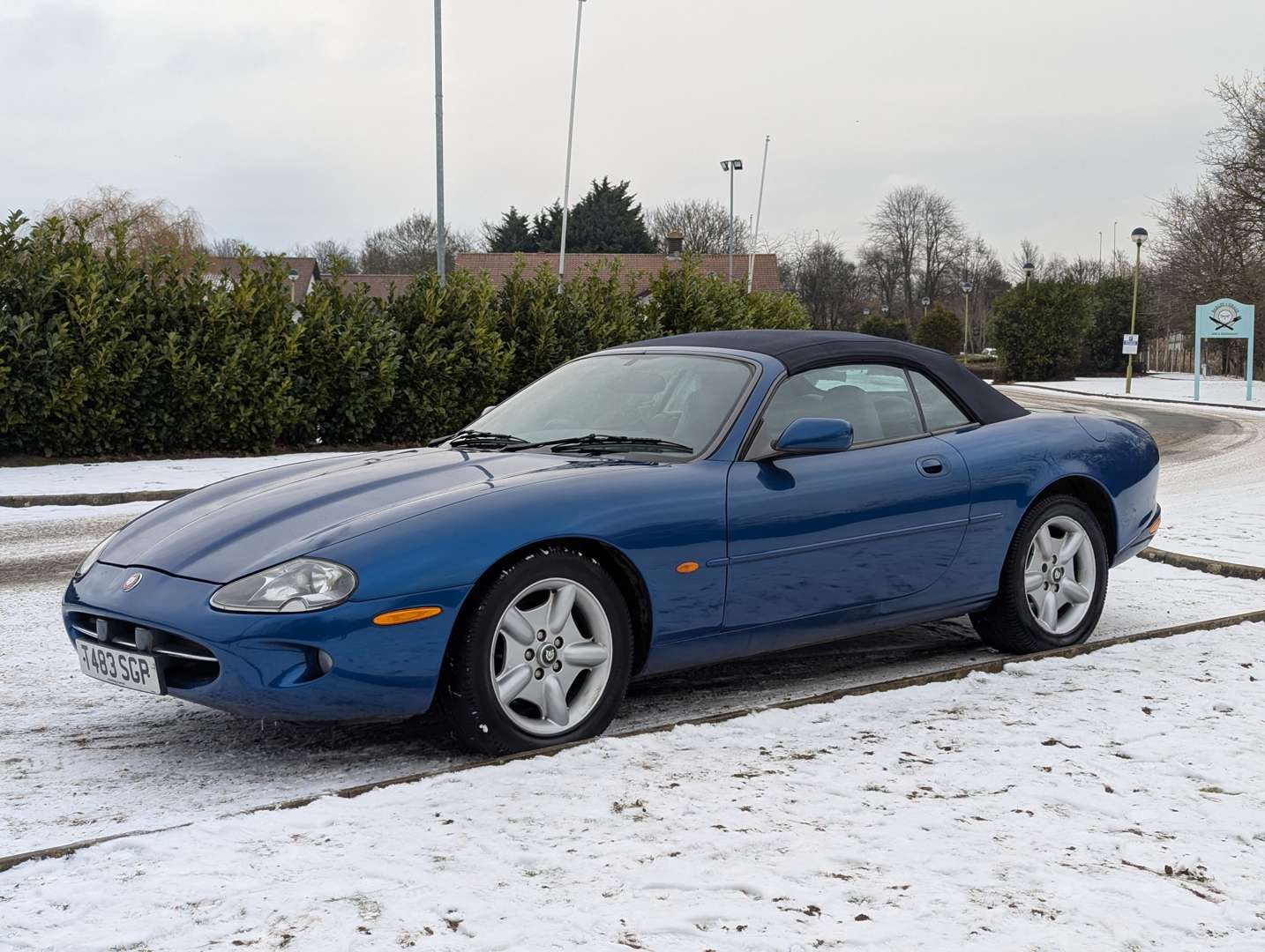 <p>1999 JAGUAR XK8 4.0 CONVERTIBLE AUTO</p>
