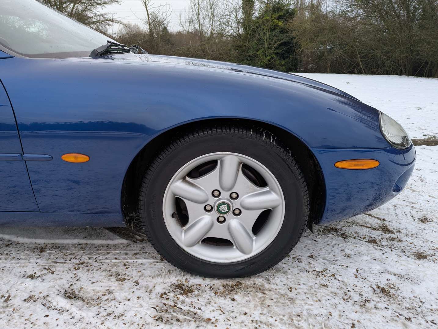 <p>1999 JAGUAR XK8 4.0 CONVERTIBLE AUTO</p>