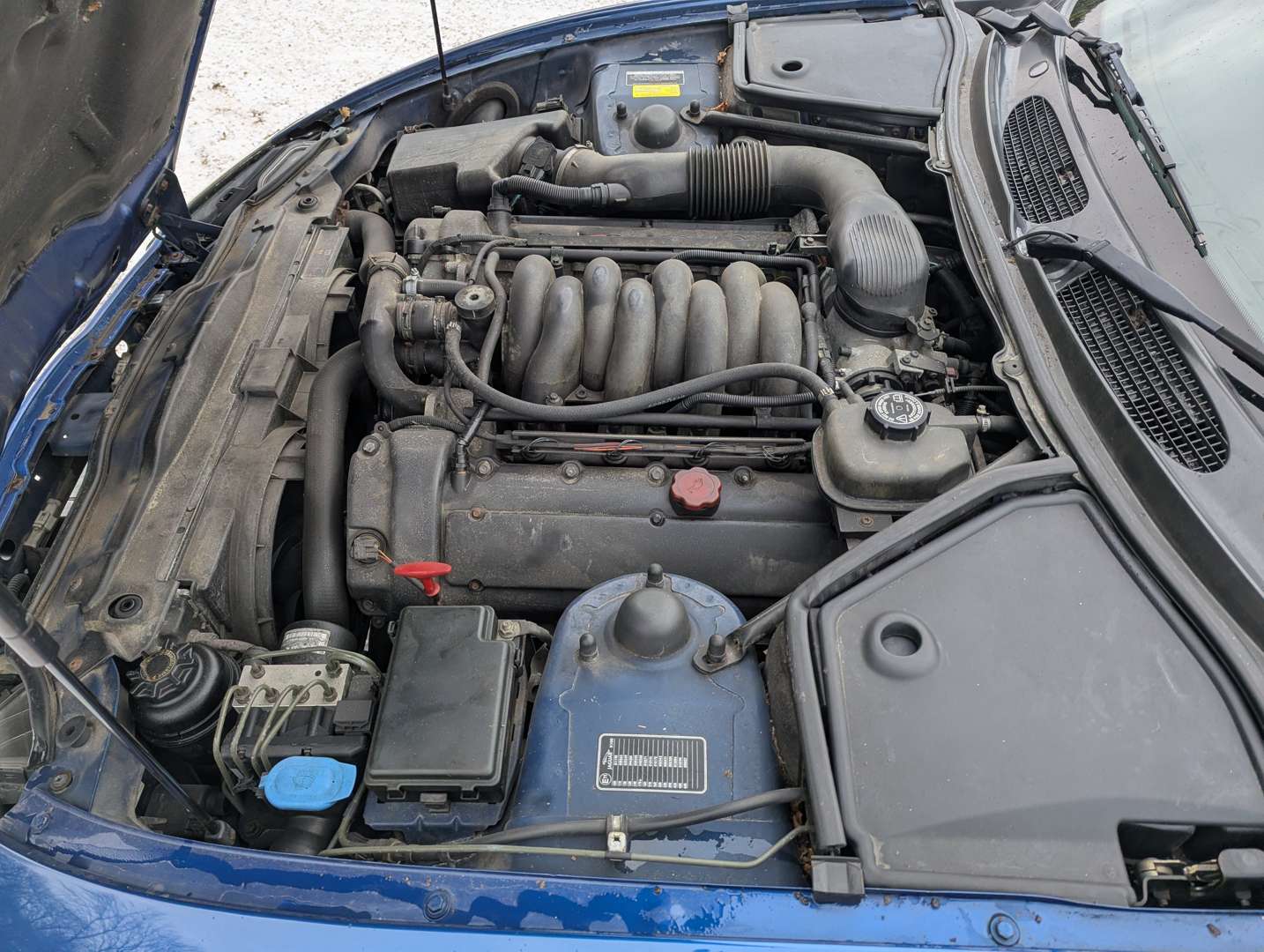 <p>1999 JAGUAR XK8 4.0 CONVERTIBLE AUTO</p>