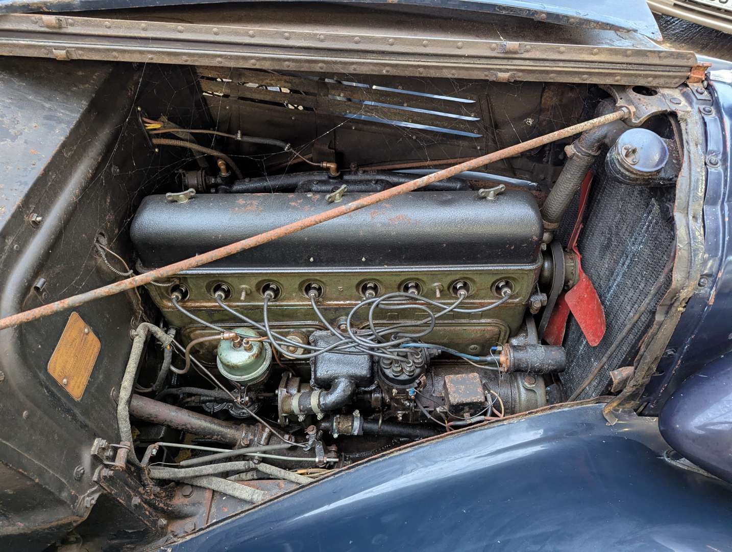 <p>1934 BUICK SERIES 50 SALOON</p>