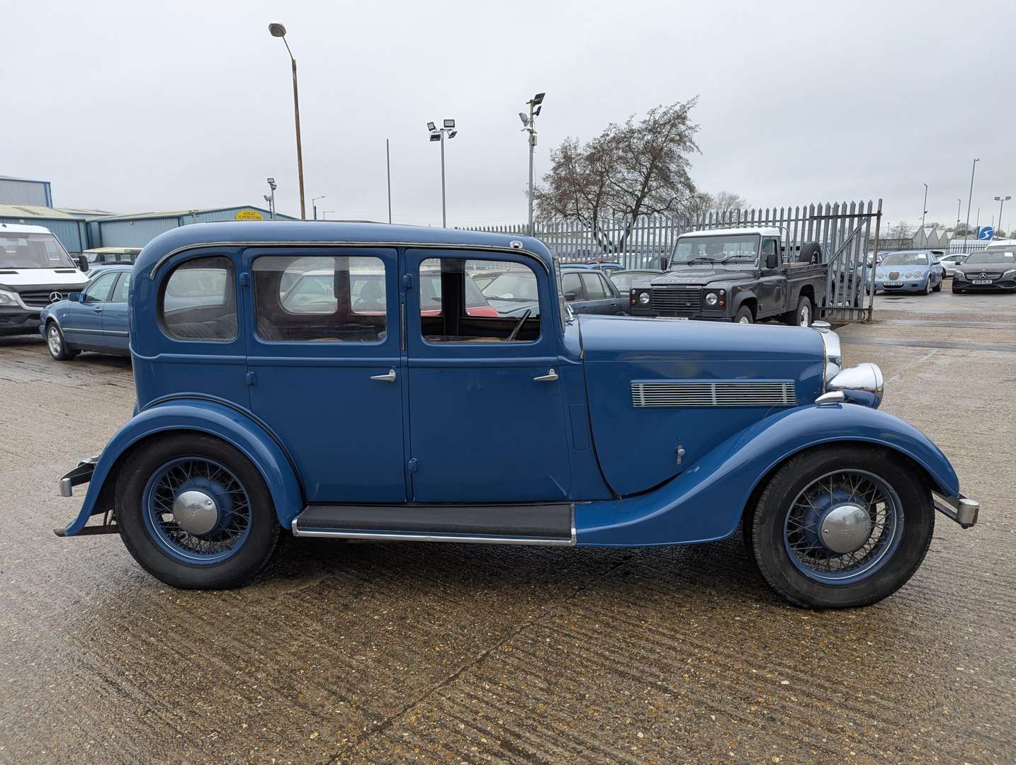 <p>1938 ROVER 10 SALOON</p>