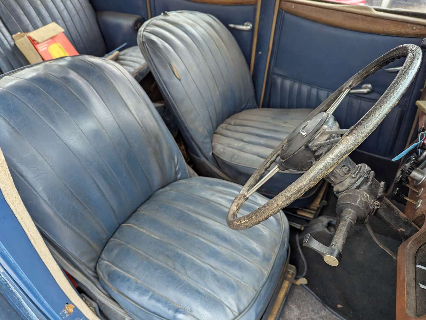 <p>1938 ROVER 10 SALOON</p>