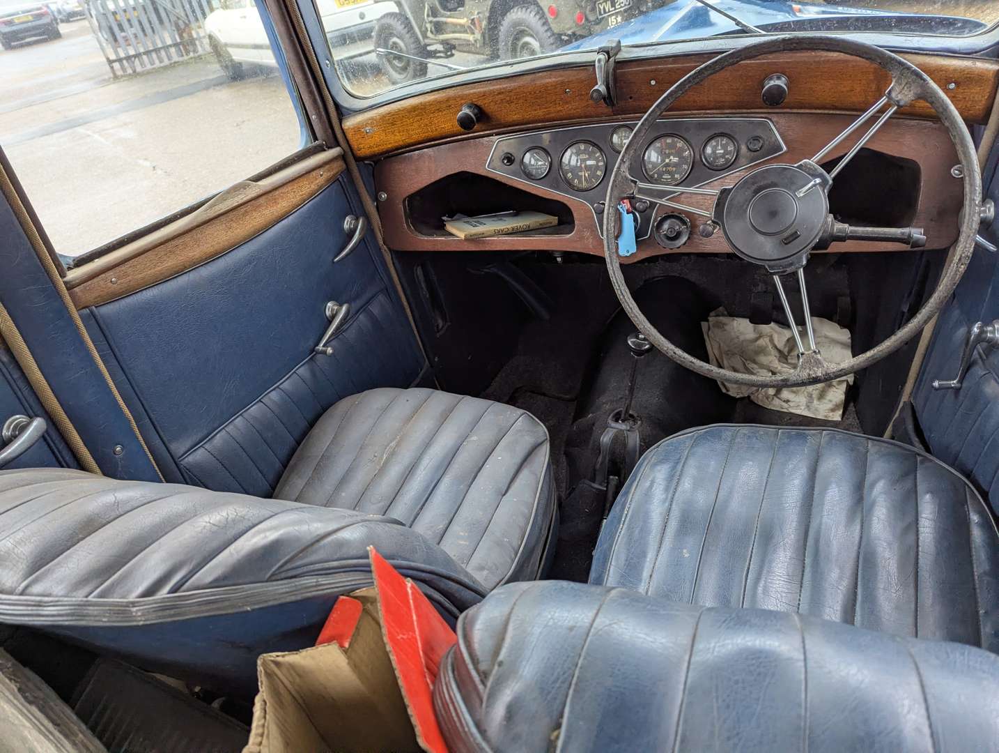 <p>1938 ROVER 10 SALOON</p>