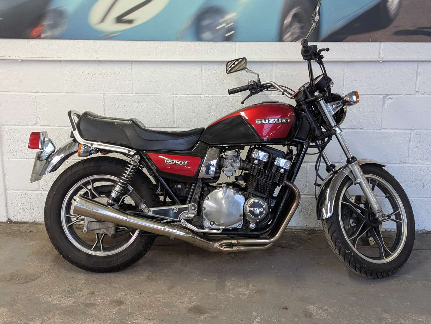 <p>1983 SUZUKI GS750 LT</p>
